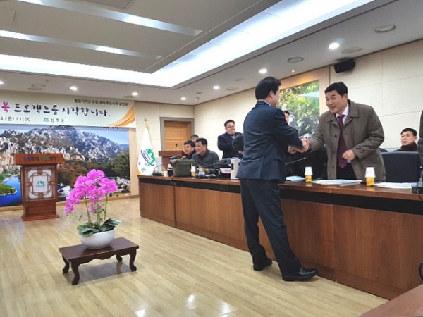 a2cdb0f70e8aa1d3ba2fa52c0f54c09f_1546675