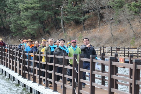 3e6b4a8d1cd25b2dbbc7419b49609f33_1553157